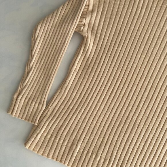 Boutique Ribbed Cream Long Sleeve Cowl/Turtleneck Sweater - Picture 2 of 8
